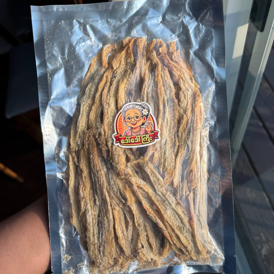 Daw Daw Gyi (Roasted Lotia Fish) - ဒေါ်ဒေါ်ကြီး အာပြဲခြောက်မီးဖုတ် 165g